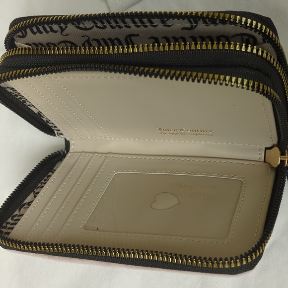Juicy Couture Pink Wallet - Picture 10 of 13